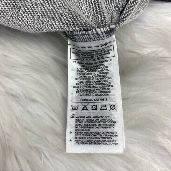 Adidas Women’s Gray Athletic Crew Neck Casual Long Sleeve Crop Sweatshirt XS/C42 - Picture 8 of 11